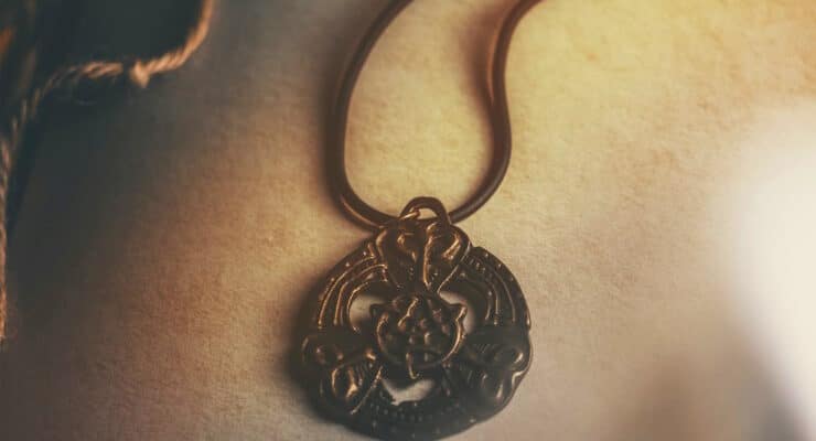 celtic necklace